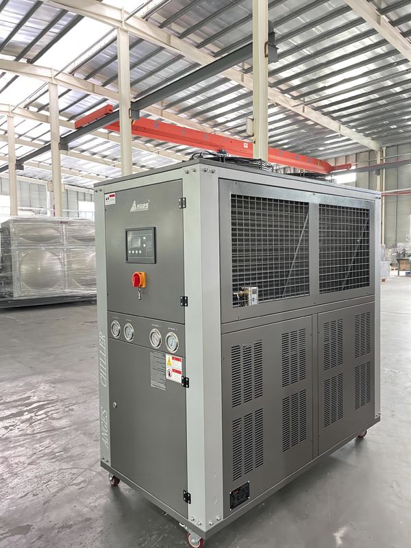 8 tonnellate raffreddato ad aria Chiller per l'acqua industriale 23kW Scroll Type Glycol Chiller fornitura di fabbrica