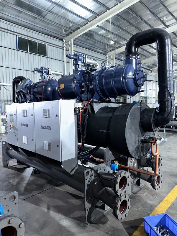 150 HP Industrial Chiller a vite raffreddato ad acqua con sistema a doppio compressore per soluzioni di raffreddamento ottimali