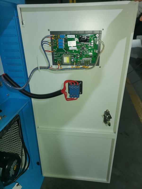 Precisione ed efficienza 2,5 m3/h flusso d'acqua refrigerata frigoriferi a velocità variabile raffreddati ad aria per il controllo della temperatura in laboratorio