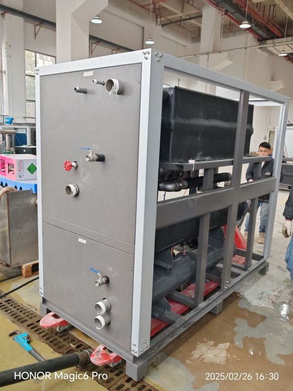 Sistema integrato di refrigerazione industriale da 15 CV Valvola di espansione di tipo scroll ermetico Emerson per raffreddamento superiore